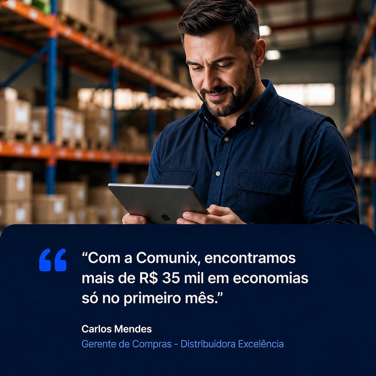 Gerente de estoque usando tablet em distribuidora